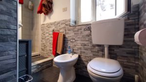 Bagno con Box Doccia